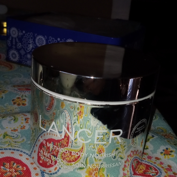 LANCER The Method: Body Nourish - Picture 3 of 3